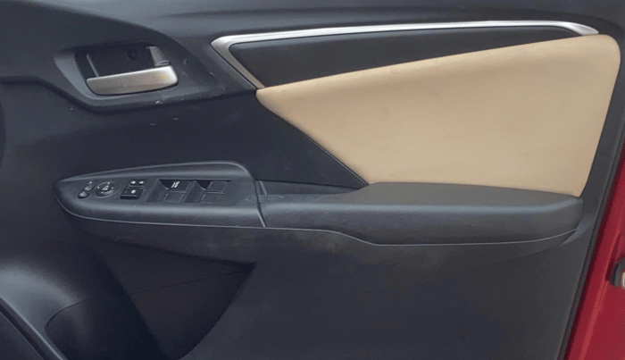 2022 Honda Jazz 1.2L I-VTEC ZX CVT, Petrol, Automatic, 38,964 km, Driver Side Door Panels Control