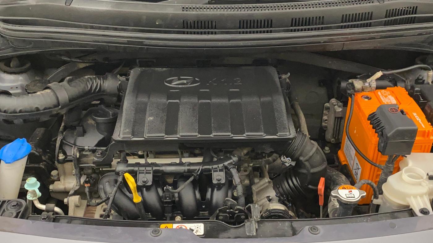 2018 Hyundai Grand i10 MAGNA AT 1.2 KAPPA VTVT, Petrol, Automatic, 33,716 km, Engine View