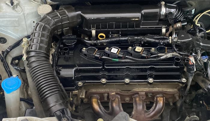 2018 Maruti Swift ZXI AMT, CNG, Automatic, 1,17,441 km, Engine View - Right
