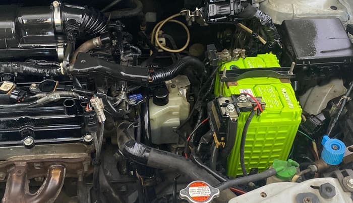 2018 Maruti Swift ZXI AMT, CNG, Automatic, 1,17,441 km, Engine View - Left