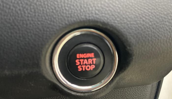 2018 Maruti Swift ZXI AMT, CNG, Automatic, 1,17,441 km, Keyless Start/ Stop Button