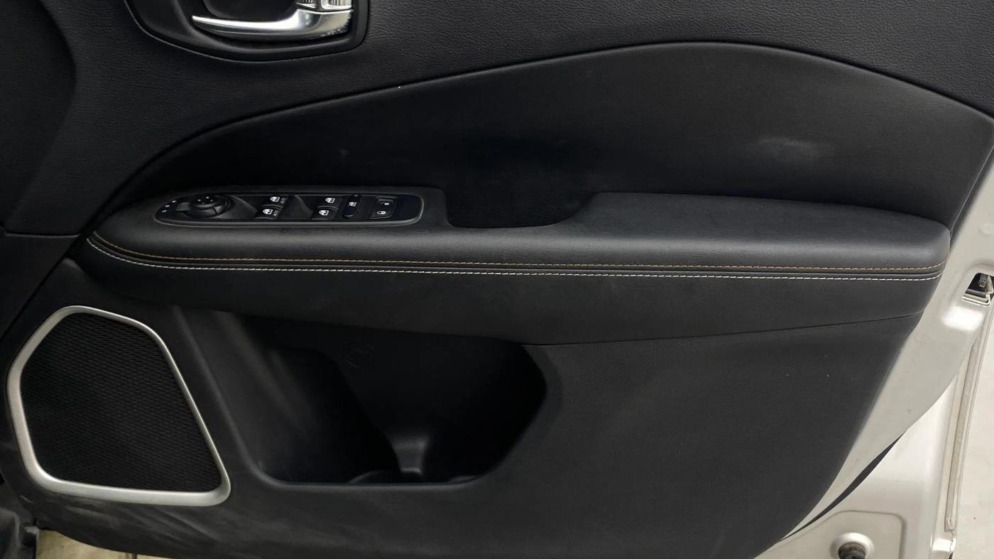 2019 Jeep Compass SPORT PLUS 1.4 PETROL, Petrol, Manual, 53,919 km, Driver Side Door Panels Control