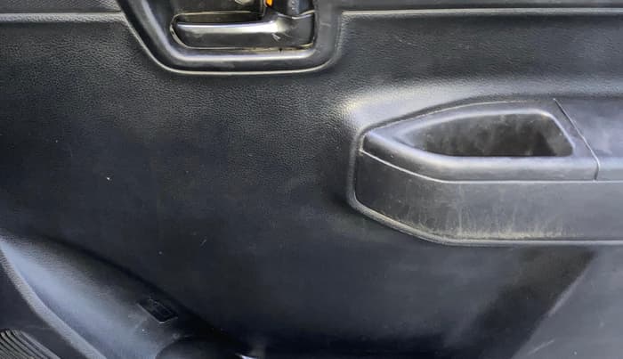 2020 Maruti S PRESSO VXI+, Petrol, Manual, 77,823 km, Driver Side Door Panels Control
