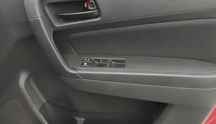 2018 Maruti Vitara Brezza VDI (O), Diesel, Manual, 61,889 km, Driver Side Door Panels Control