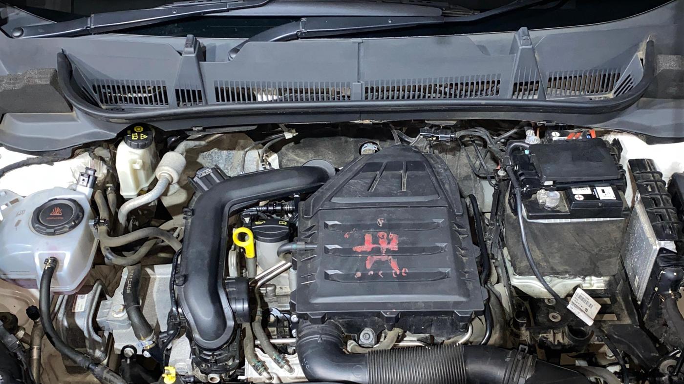 2021 Skoda KUSHAQ STYLE 1.0L TSI AT, Petrol, Automatic, 26,533 km, Engine View