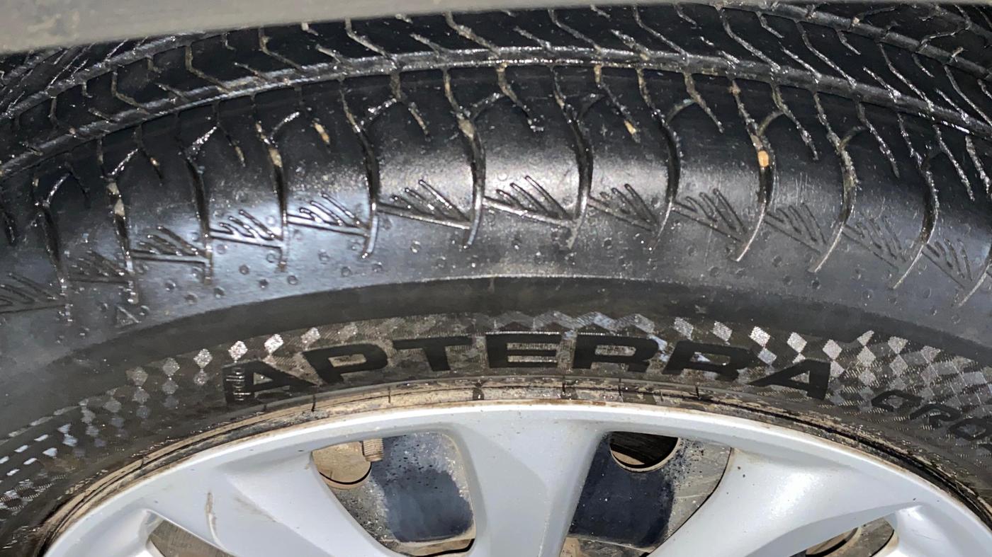 2024 Toyota URBAN CRUISER HYRYDER S AT NEO DRIVE, Petrol, Automatic, 40,789 km, Left Front Tyre Tread