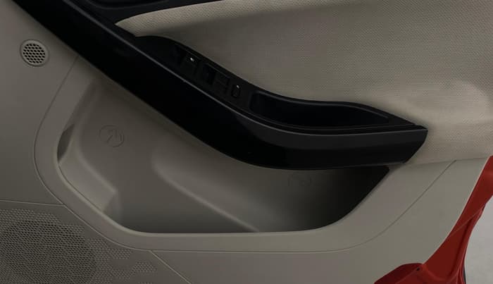 2021 Tata NEXON XZ PLUS PETROL, Petrol, Manual, 25,780 km, Driver Side Door Panels Control