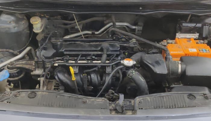 2013 Hyundai i20 MAGNA 1.2, Petrol, Manual, 1,07,910 km, Engine View