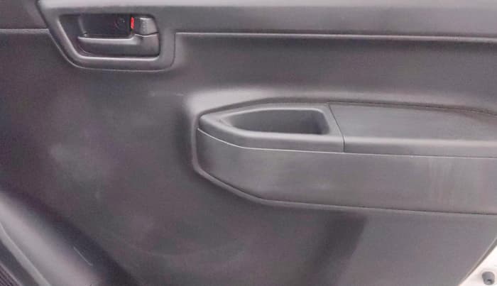 2024 Maruti S PRESSO VXI+, Petrol, Manual, 6,810 km, Driver Side Door Panels Control