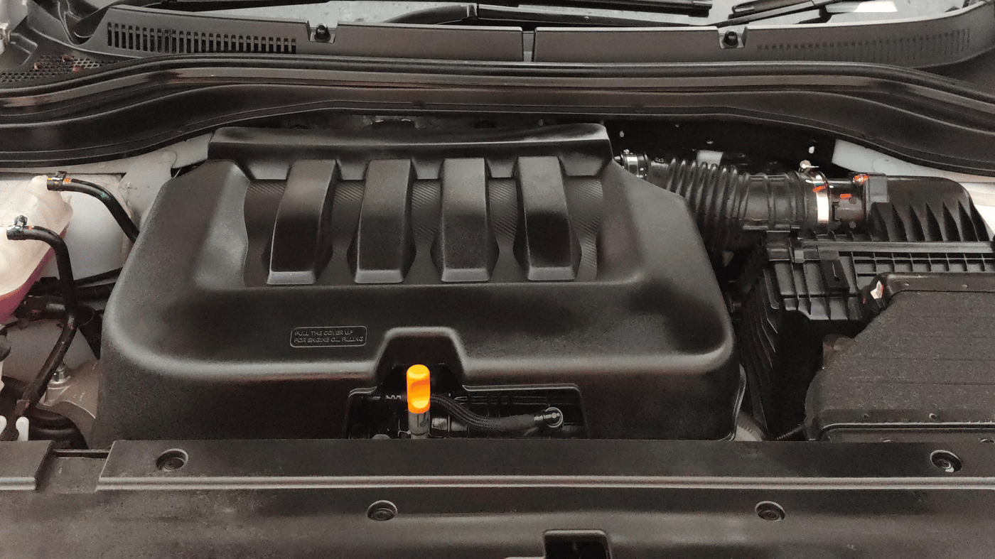 2025 Mahindra XUV700 AX 7 LUXURY P AT 7 STR, Petrol, Automatic, 8,456 km, Engine View