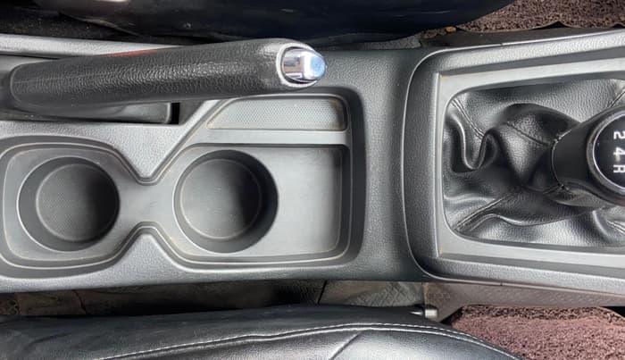 2017 Maruti Vitara Brezza ZDI, Diesel, Manual, 1,18,691 km, Gear Lever