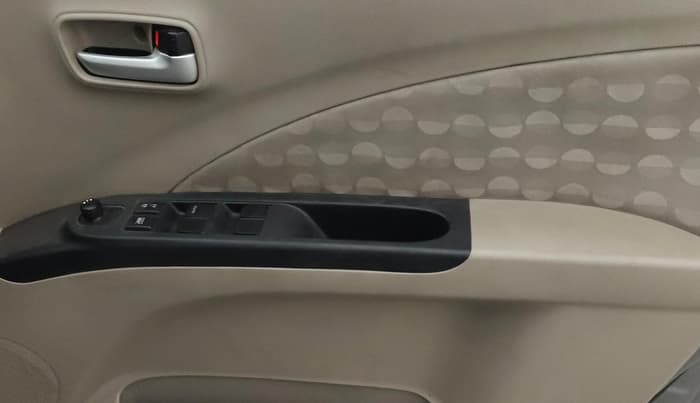 2017 Maruti Celerio ZXI AMT, Petrol, Automatic, 67,201 km, Driver Side Door Panels Control