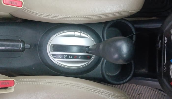 2014 Honda Brio VX AT, Petrol, Automatic, 75,518 km, Gear Lever