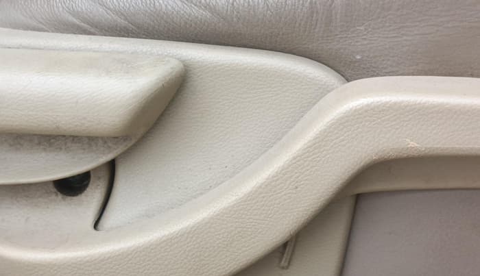 2014 Honda Brio VX AT, Petrol, Automatic, 75,518 km, Driver Side Adjustment Panel