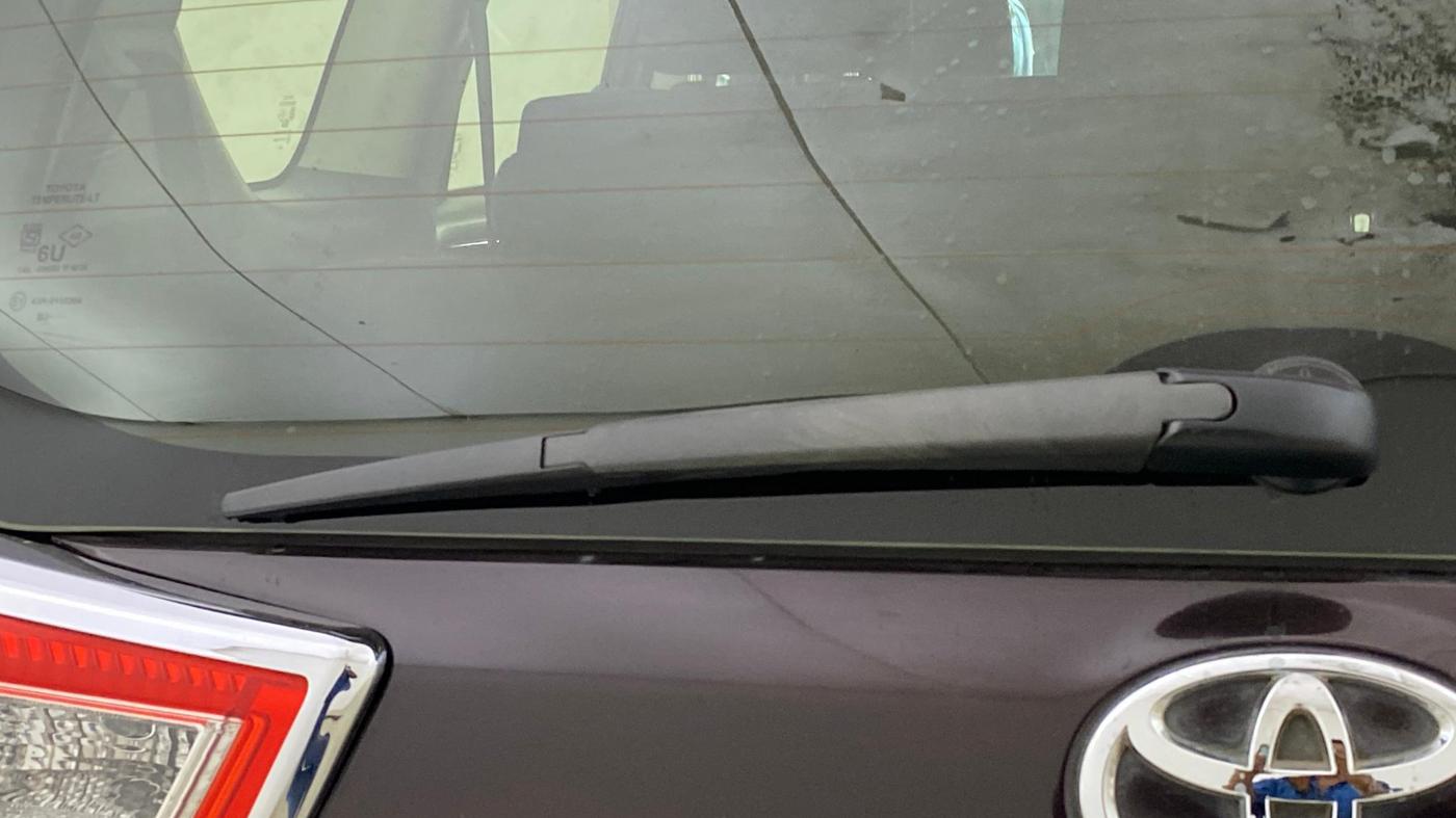 2019 Toyota Innova Crysta 2.4 VX 8 STR, Diesel, Manual, 80,404 km, Rear Wiper