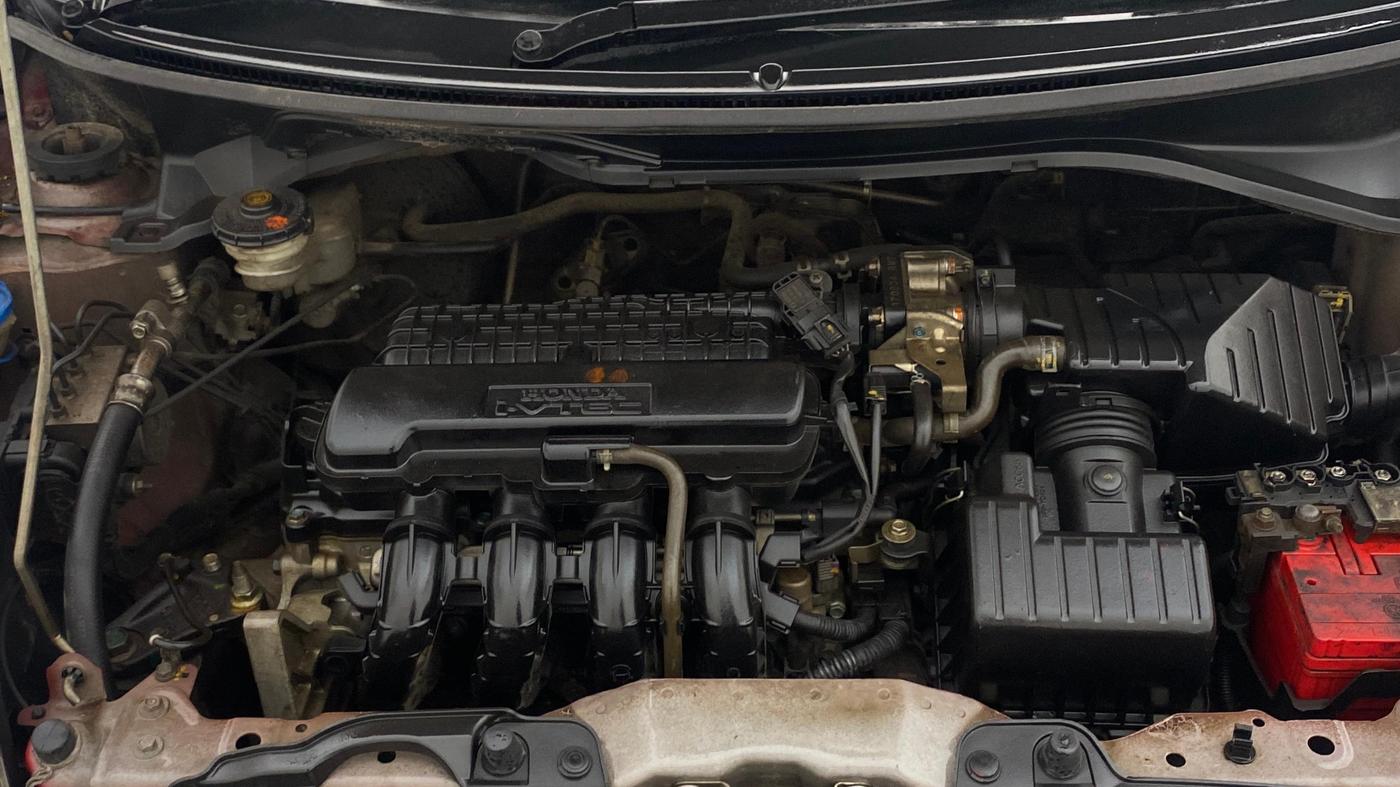 2017 Honda Brio VX MT, Petrol, Manual, 85,545 km, Engine View