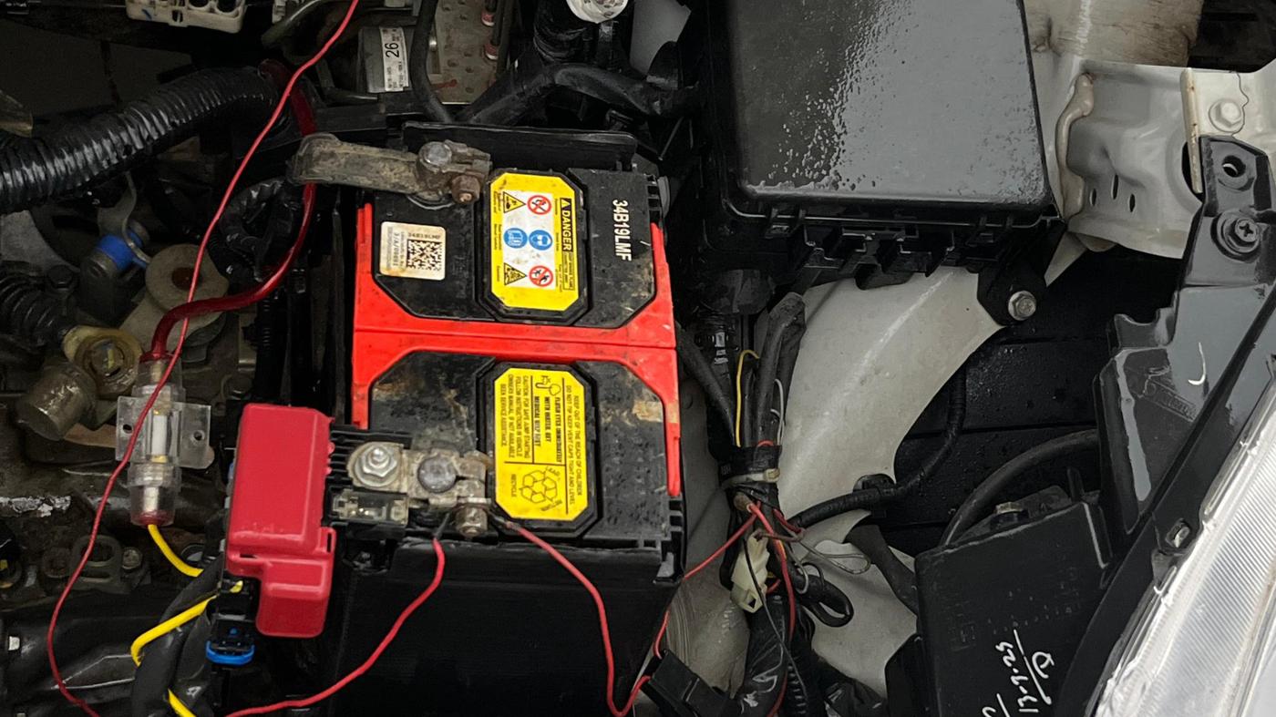 2023 Maruti Swift LXI, Petrol, Manual, 21,333 km, Engine View - Left