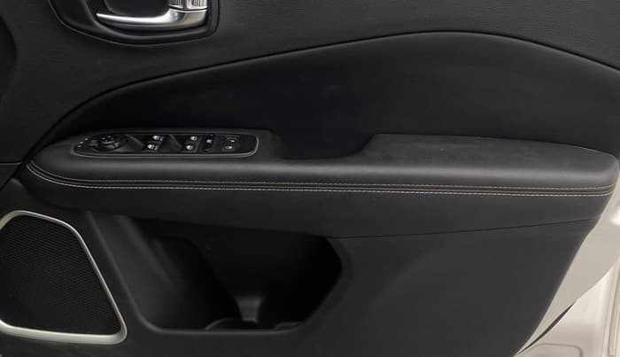 2019 Jeep Compass SPORT PLUS 1.4 PETROL, Petrol, Manual, 34,336 km, Driver Side Door Panels Control