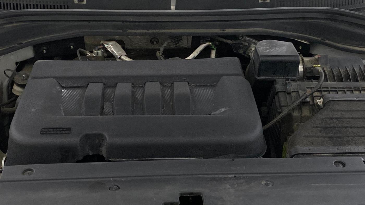 2023 Mahindra XUV700 AX 7 LUXURY D AT 7 STR, Diesel, Automatic, 31,537 km, Engine View