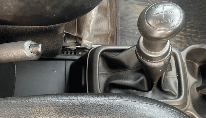 2019 Maruti S PRESSO STD(O), Petrol, Manual, 46,471 km, Gear Lever