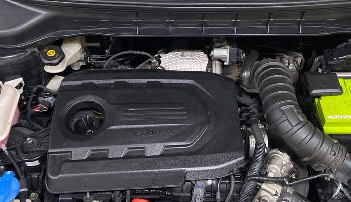 2022 KIA CARENS LUXURY PLUS 1.5 DIESEL AT 6 STR, Diesel, Automatic, 1,05,405 km, Engine View - Right