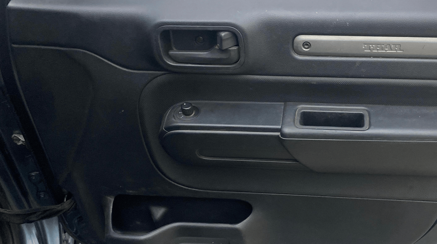 2021 Mahindra Thar LX HT PETROL 4WD MT, Petrol, Manual, 52,444 km, Driver Side Door Panels Control