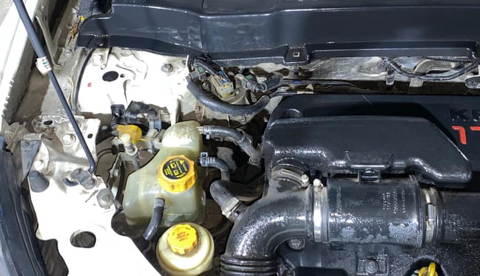 2021 Tata Harrier XZA PLUS 2.0L, Diesel, Automatic, 80,258 km, Engine View - Right