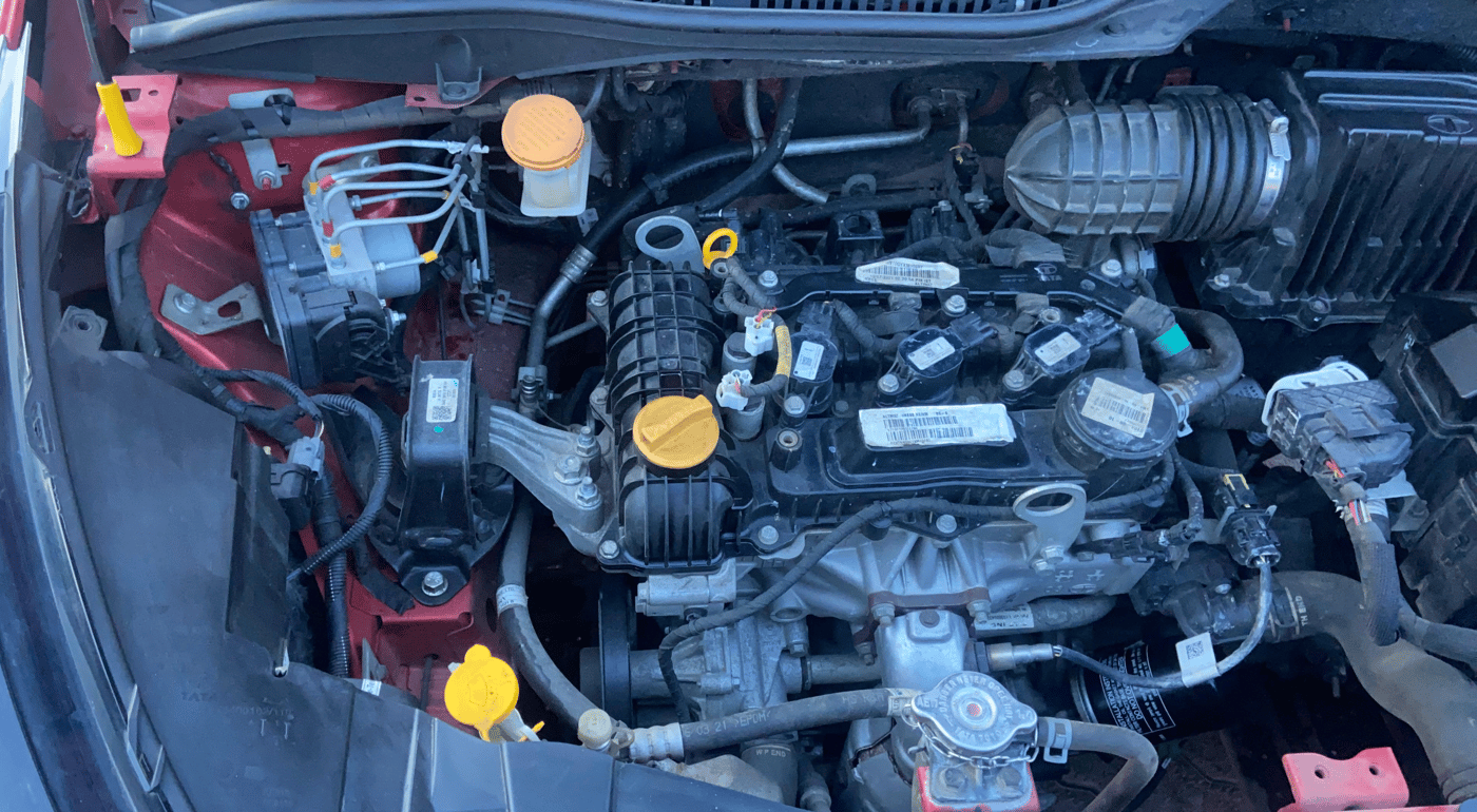 2021 Tata ALTROZ XM PLUS PETROL, Petrol, Manual, 62,646 km, Engine View - Right