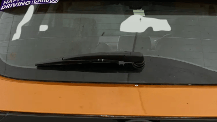 2019 Tata Harrier XZ 2.0L, Diesel, Manual, 1,14,262 km, Rear Wiper