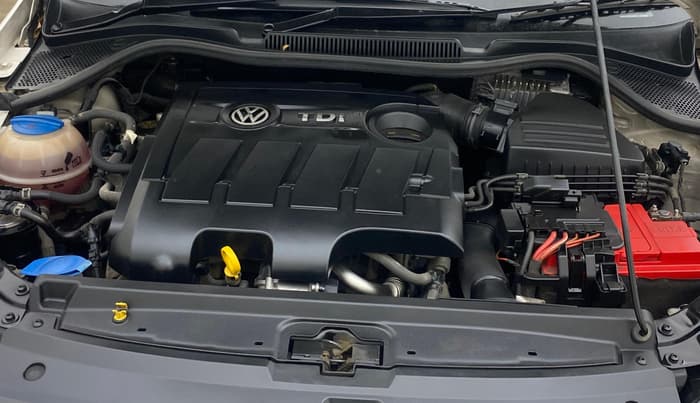 2017 Volkswagen Vento HIGHLINE PLUS 1.5 AT 16 ALLOY, Diesel, Automatic, 1,33,485 km, Engine View