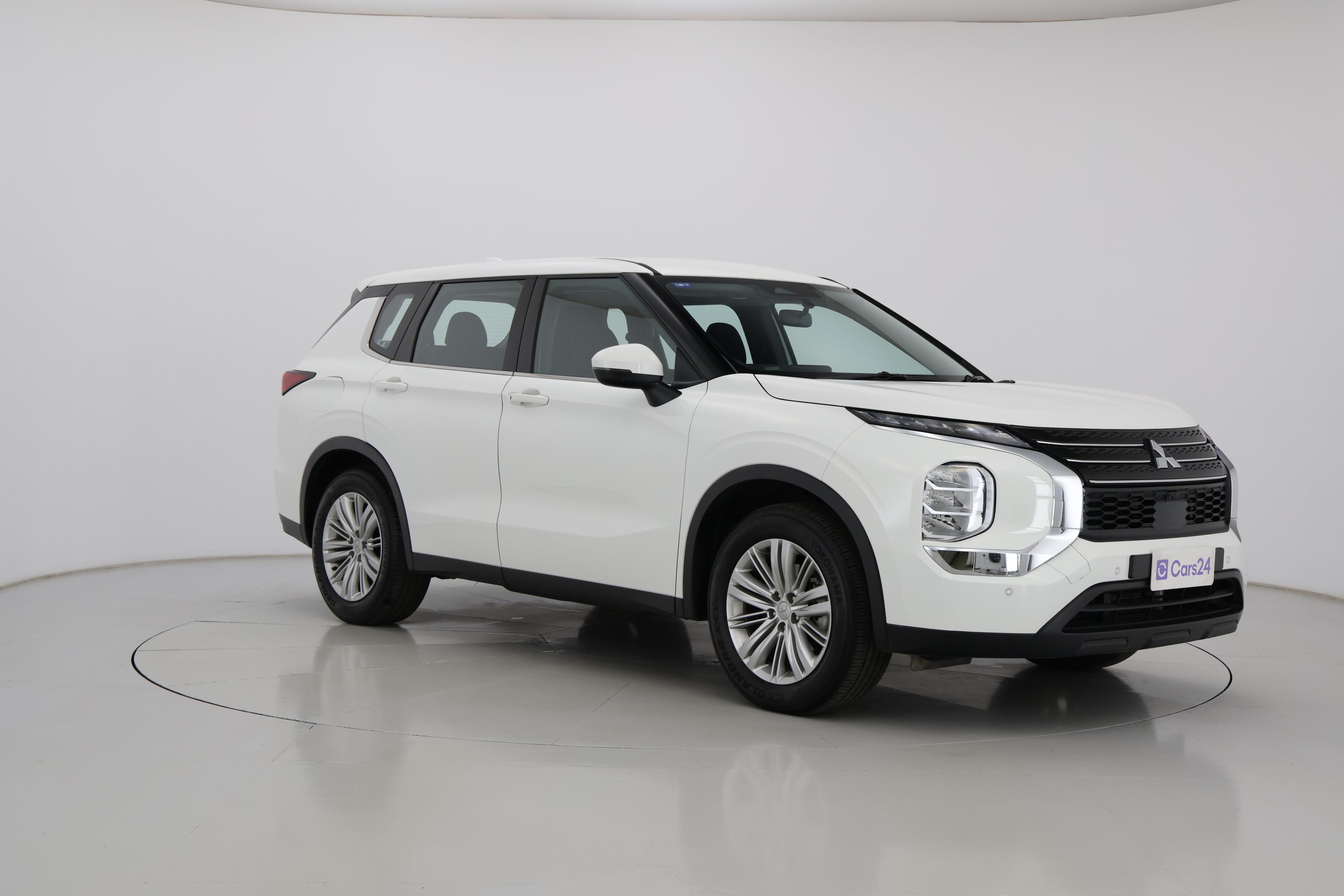 Mitsubishi Outlander image