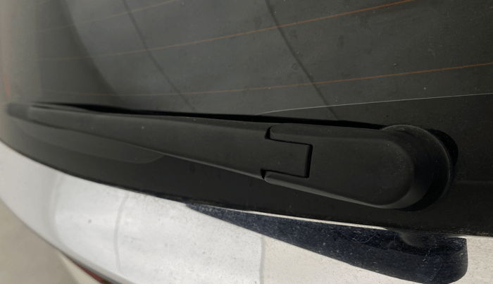2023 Maruti Baleno ZETA 1.2 AGS, Petrol, Automatic, 15,394 km, Rear Wiper