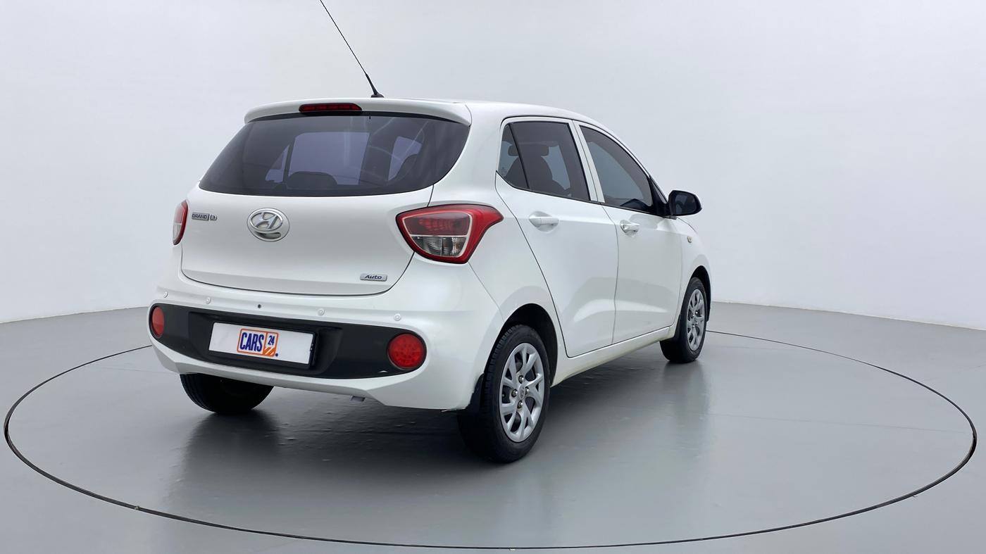 2017 Hyundai Grand i10 Magna 1.2 AT  VTVT, Petrol, Automatic, 43,064 km, Right Back Diagonal