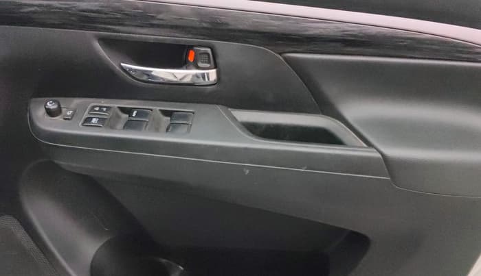 2021 Maruti XL6 ZETA MT, Petrol, Manual, 1,50,160 km, Driver Side Door Panels Control