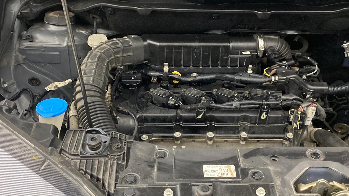 2021 Maruti XL6 ZETA MT, Petrol, Manual, 55,428 km, Engine View - Right