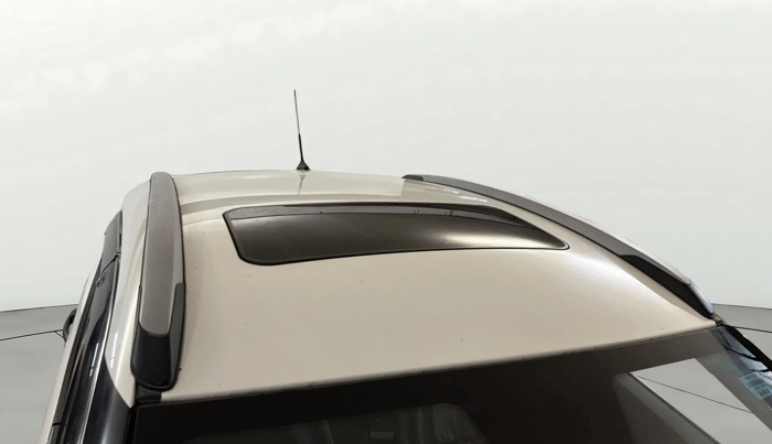 2023 Tata NEXON XMA SUNROOF PETROL, Petrol, Automatic, 33,525 km, Moonroof/ Sunroof