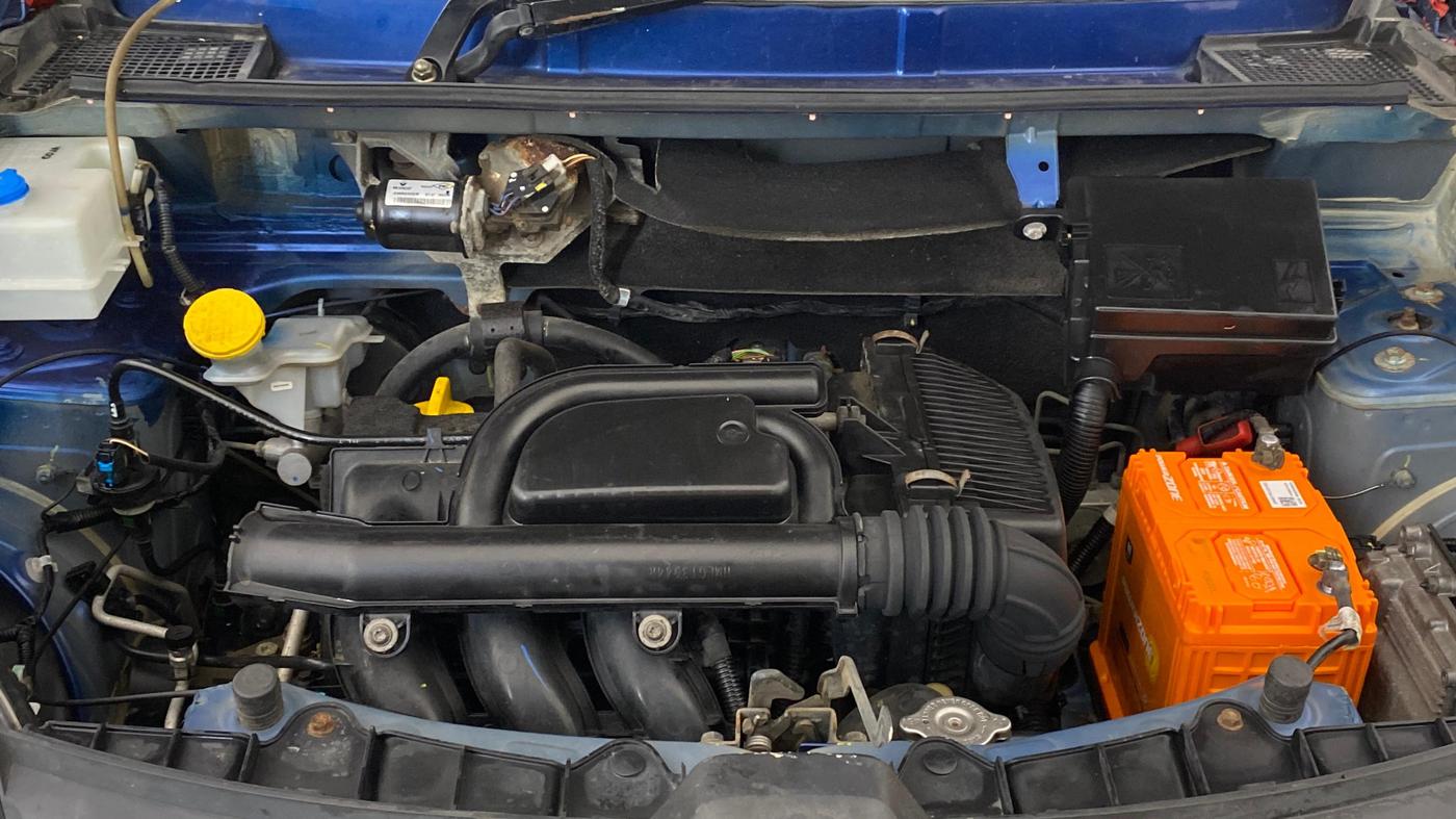 2019 Renault Kwid CLIMBER 1.0 AMT, Petrol, Automatic, 30,892 km, Engine View