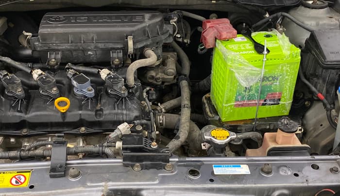 2015 Toyota Etios Liva V, Petrol, Manual, 1,37,233 km, Engine View - Left