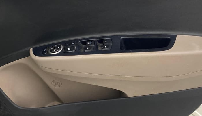 2018 Hyundai Xcent SX 1.2, Petrol, Manual, 72,276 km, Driver Side Door Panels Control