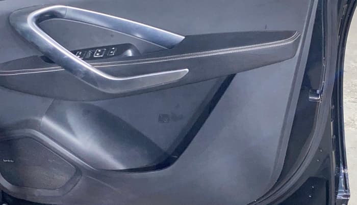2019 MG HECTOR SHARP 1.5 DCT PETROL, Petrol, Automatic, 36,935 km, Driver Side Door Panels Control