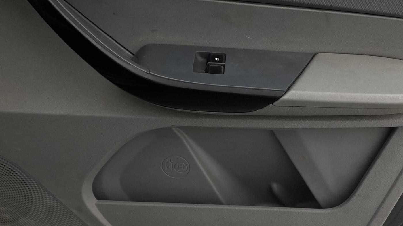 2021 Tata TIGOR XE PETROL, Petrol, Manual, 1,10,068 km, Driver Side Door Panels Control