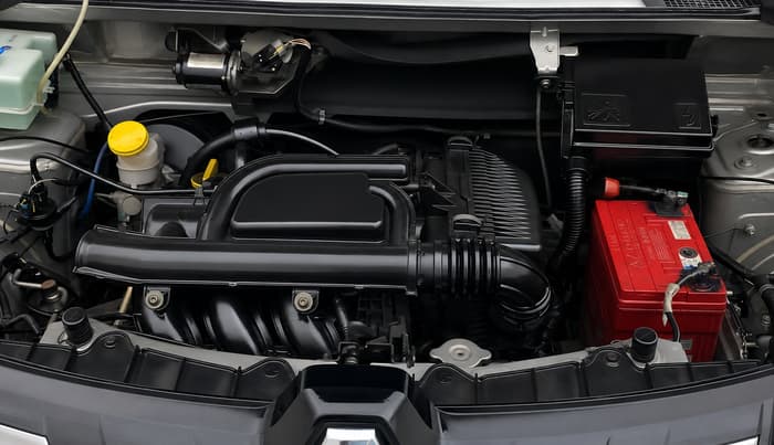 2018 Renault Kwid RXT 1.0 (O), Petrol, Manual, 30,063 km, Engine View