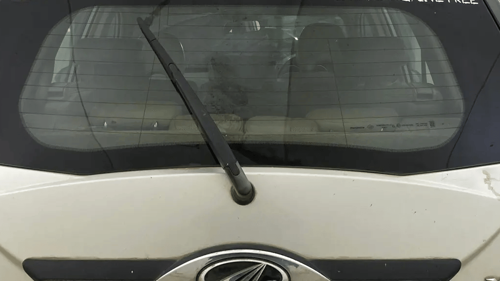 2015 Mahindra XUV500 W10, Diesel, Manual, 41,557 km, Rear Wiper