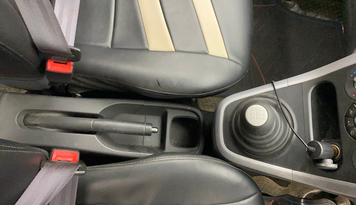 2013 Maruti Ritz ZXI, Petrol, Manual, 43,931 km, Gear Lever