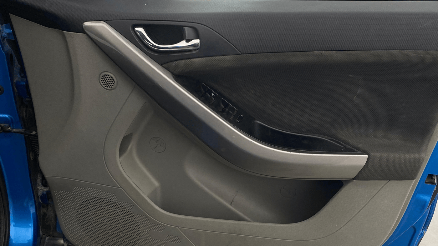2019 Tata NEXON XZ PLUS PETROL, Petrol, Manual, 50,337 km, Driver Side Door Panels Control