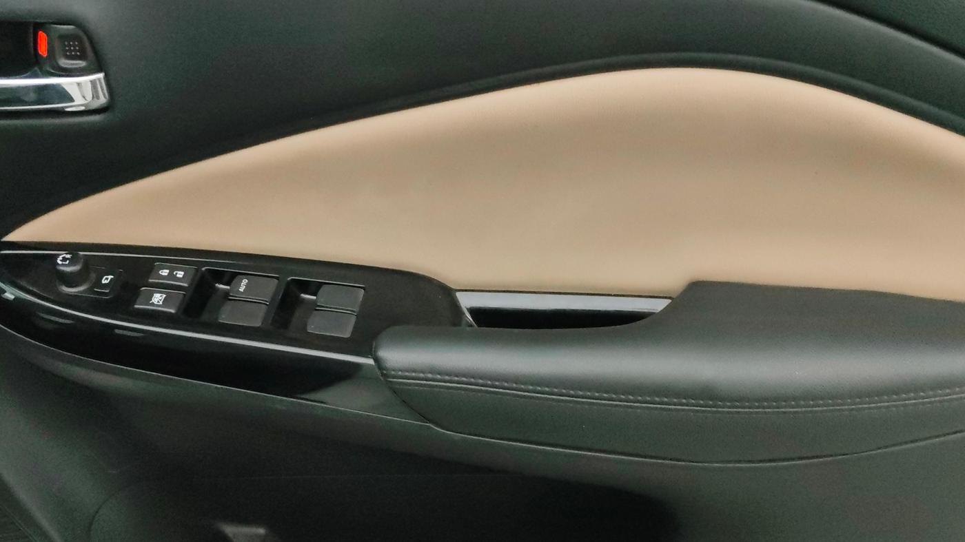 2024 Toyota Glanza G E-CNG, CNG, Manual, 41,375 km, Driver Side Door Panels Control
