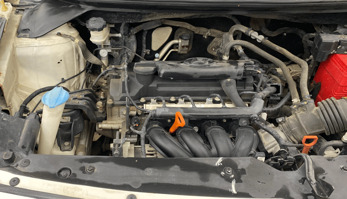 2017 Hyundai Elite i20 MAGNA 1.4 AT, Petrol, Automatic, 88,272 km, Engine View - Right