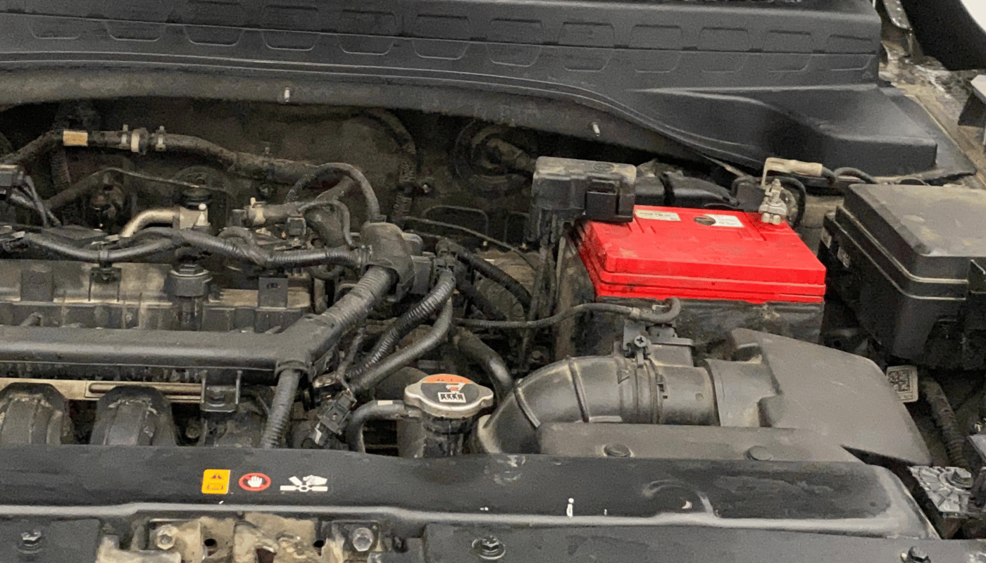 2021 KIA SONET HTK PLUS 1.2, Petrol, Manual, 1,16,993 km, Engine View - Left