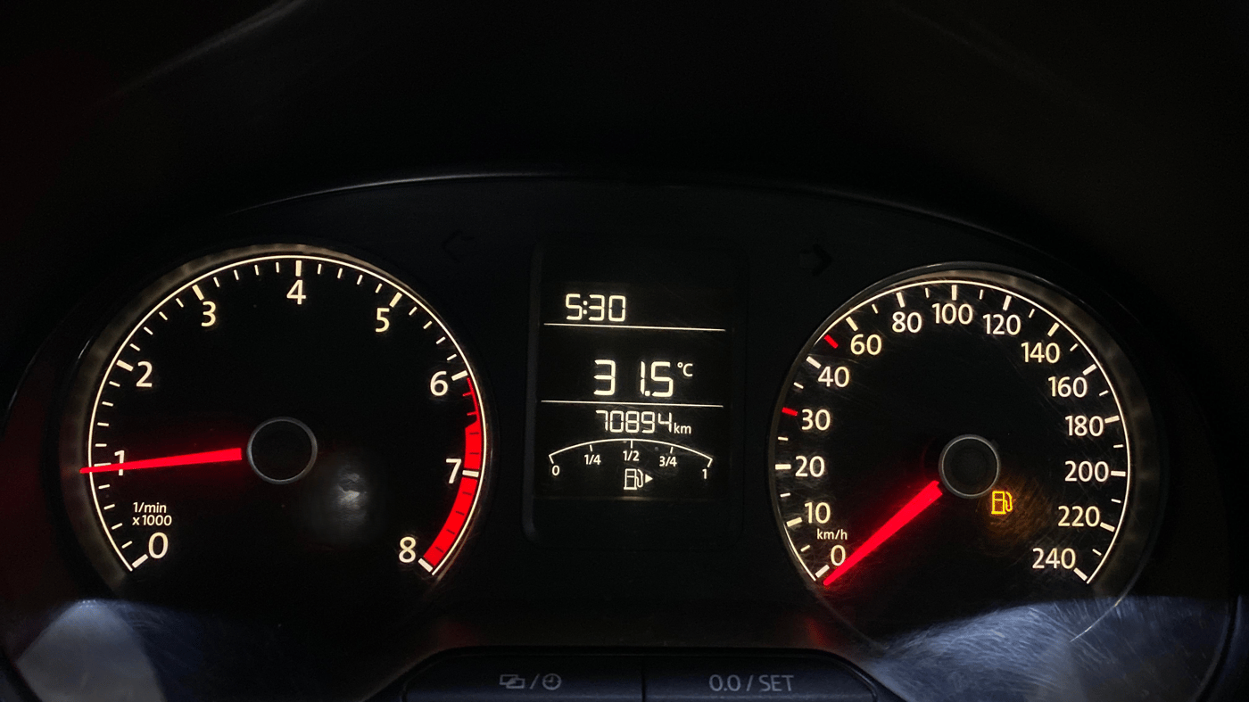 2018 Volkswagen Ameo TRENDLINE 1.0L, Petrol, Manual, 70,887 km, Odometer Image