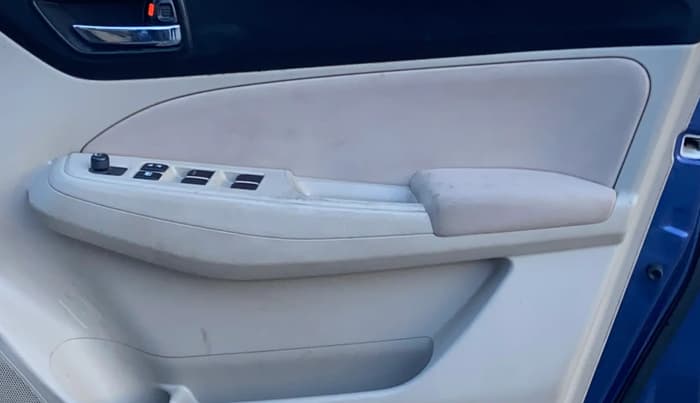 2017 Maruti Dzire VXI, Petrol, Manual, 16,041 km, Driver Side Door Panels Control